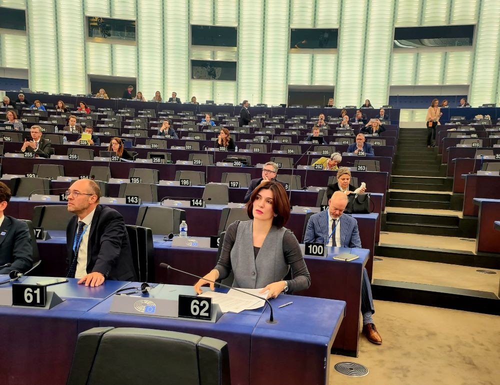 Sabina Ćudić na sjednici Parlamenta Vijeća Evrope: Da čitamo imena ubijene djece Gaze, ostali bismo ovdje danima